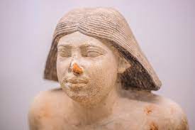 Února 2021 na výstavě sluneční králové k vidění desítky starověkých artefaktů. Slunecni Kralove Narodni Muzeum