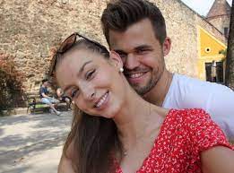 Magnus carlsen ends tournament win drought at new in chess classic. Magnus Allein Zu Haus Perlen Vom Bodensee Das Schachmagazin