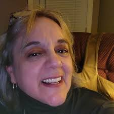 Carol Pinney's Instagram, Twitter & Facebook