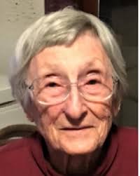 Helen Sievers's Instagram, Twitter & Facebook