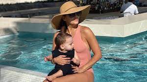 Please reblog and follow the hottest hollywood celebs. Fast Zwei Jahre Mutter Eva Longoria Hat Ihr Sixpack Wieder Promiflash De