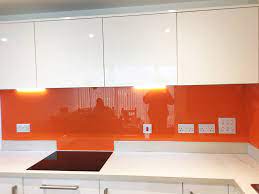 Our back painted glass has featured in projects around the world, and is now on the hgtv series color splash hosted by david bromstad. Orange Plain Colour Glass Splashback Modern Kitchen Hertfordshire By Creoglass Design Houzz