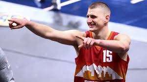 With apologies to bill walton, wes unseld, kevin love and others, jokic established jokic has been considered one of the very best players in the league for a couple years now, but it's important to remember he's still only 25 years old. Ovjlszucvpmqim