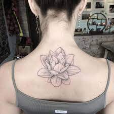Gifted Ukrainian Artist Creates Stunning Floral Tattoos Small Flower Tattoos Tattoos For Women Flowers Floral Tattoo