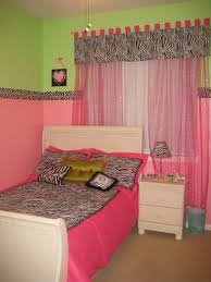 Pink Green And Zebra Bedroom Zebra Bedroom Pink Zebra Bedrooms Girls Bedroom Green