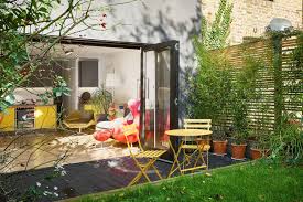 A Gorgeous Ground Floor London Flat Opens Onto A Garden Apartment Garden Apartment Backyard Patio