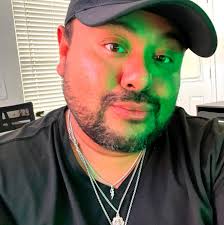 This is so fun! Our friends at Go Rio Cruises are offering their Summer  Nights Sip and Cruise Tours