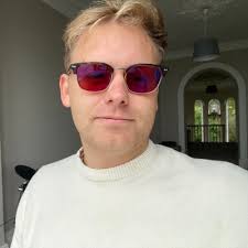 Here's how I closed a $2M deal in just 80 days… I DIDN'T—and why are we so  obsessed with revenue above all else. The purpose of money is to generate  time to