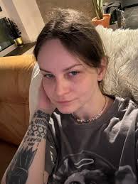 嗨,貝拉! 👋😊❤️🔥❤️