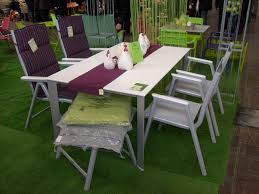 Reisig, totholz und das laub des herbstes einfach liegen lassen. Garten Igel Das Gartencenter In Biberach A D Riss Ihr Gartenprofi