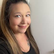 Hello, I am looking for custom car decals and would rather shop local if  anyone has suggestions. TIA