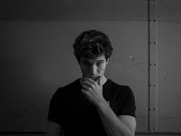 Planst du zu viel, bin ich spontan. Wincent Weiss Wer Wenn Nicht Wir Single Offizielles Video Pop Himmel De