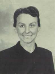 Esther Lefever's Instagram, Twitter & Facebook