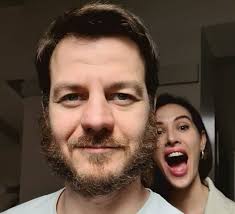 Ho avuto sei mesi di terapie importanti. Alessandro Cattelan La Famiglia Si Allarga Ancora