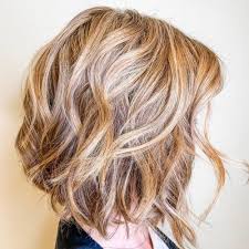 Wavy hairs further have different types and styles which make hairs more chic and trendy. 21 Of The Lovliest Short Wavy Hairstyles Trending Right Now