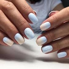 Una satira grottesca, ma soprattutto una grande dichiarazione d'amore all'italia e alla canzone melodica nostrana. Preciosa Idea De Manicura Manicura De Unas Manicura Manicura Para Unas Cortas