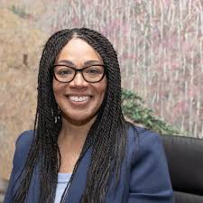 037 Sharon Contreras