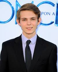 Robbie Kay Cast In Nbc S Heroes Reborn Series Robbie Kay Robbie Kay Peter Pan Heroes Reborn