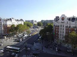Il y en a 191 disponibles pour paris 13e (75) sur indeed.com, le plus grand site d'emploi mondial. Vue Sur Le Carrefour Bild Von Hotel Acropole Paris Tripadvisor