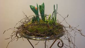 Frühlingsdeko ideen laterne eierschalen blumen. Fruhlingsdeko Ideen Raumdekoration Mit Blumen Deko Ideen Mit Flora Shop Youtube