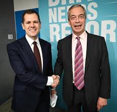 Robert Jenrick 🤝 Nigel Farage