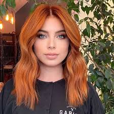 Mallory Ruth (MeowlloryReads)