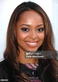 Amber Coulter's Instagram, Twitter & Facebook