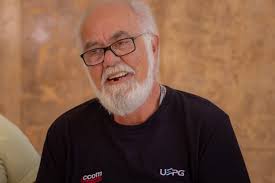 Gary Chagas, servidor mais antigo da UEPG, se aposenta após cinco décadas  de trabalho