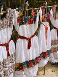 Finding Traditional Mexican Wedding Dresses Lovetoknow Mexican Embroidered Dress Mexican Dresses Traditional Mexican Wedding Dress