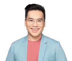 Liem Vu's Instagram, Twitter & Facebook