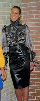 Karina is wearing a size s in the silk set paired with the leather belt off white. Pin On Clothes