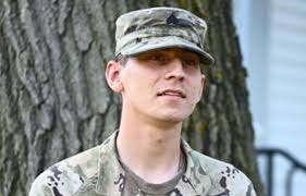 Fort Campbell soldier, intelligence analyst, pleads guilty to selling  military secrets, bribery