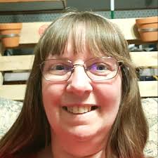 Delma Bowen's Instagram, Twitter & Facebook