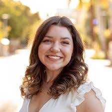 Jasmine Chase's Instagram, Twitter & Facebook