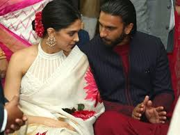 Deepika padukone (pronounced d̪iːpɪka pəɖʊkoːɳeː or paːɖʊkoːɳ; 83 Deepika Padukone Is Yet To Be Ranveer Singh S On Screen Wife