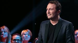 Arthur restera très discret sur leur histoire d'amour. Arthur Sa Grande Complicite Avec Son Fils Samuel Et Mareva Galanter Vendredi Tout Est Permis Antenne Reunion Fr