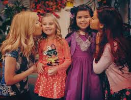 Sophia Grace Rosie Sam Cat Icarly And Victorious Sam Cat Sam And Cat