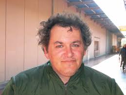 Sei libri in vendita al Centro Coop per l'associazione Claudio Pierini Vive 