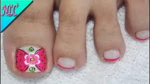 Una estrellita es muy sencilla de hacer, quiero decirte que por medio de este diseño, puedes usar colores. Diseno De Unas Elegantes Decoracion De Unas Pie Mariposa Unas Decoradas Para Pie En Tono Amarillo