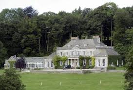 The former rugby player has shared a look inside the house they live on thursday, mike shared the latest joe's house of rugby video with his fans on instagram, where. Where Do Mike And Zara Tindall Live Take A Look At Gatcombe Park The Countryside Estate They Share With Princess Anne Woman Home
