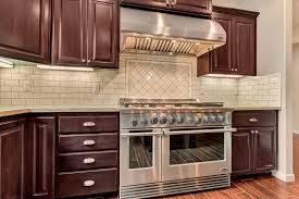 We did not find results for: Subway Tile Backsplash With A Matching Arabesque Accent Behind This 48 Range Kitchen Tiles Design Arabesque Tile Kitchen Kitchen Remodel
