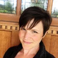 Erin Rapp's Instagram, Twitter & Facebook