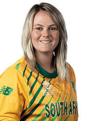 Holly Colvin's Instagram, Twitter & Facebook