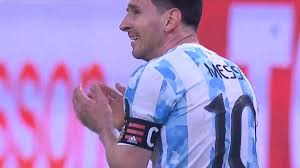 En este nuevo round la desesperante igualdad se ha mantenido: La Emocion Descontrolada De Leo Messi Con El Pitido Final En Maracana Deportes Cadena Ser