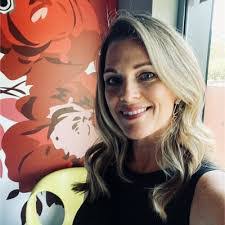 Luisa Polanco's Instagram, Twitter & Facebook