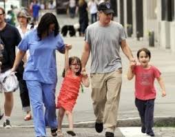 Born as jonathan stuart leibowitz, jon stewart is a prominent american personality who wears various hats as a comedian, producer, writer, actor jon stewart bio/wiki. Tracey Mcshane Wiki Age Jon Stewart S Wife Biography Family Facts