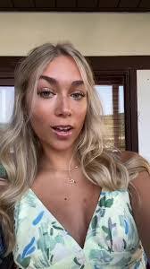 Chelsea Melton's Instagram, Twitter & Facebook