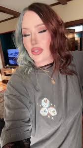 Taryn Weaver's Instagram, Twitter & Facebook