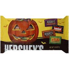 Hershey's krackel, creamy milk chocolate combined with crunchy crisped rice. Hersheys Miniatures Chocolate Candies Assorted Packaged Candy Dave S Supermarket