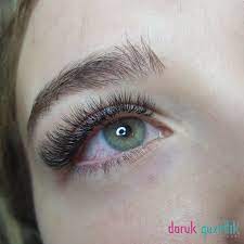 Hem Dogal Hem Goz Alici Ipekkirpik Ciltbakimi 3dkirpik Dorukguzellik Istanbul Guzelliksalonu Kirpik Kaskontur Protezti Kirpik Cilt Bakimi Guzellik